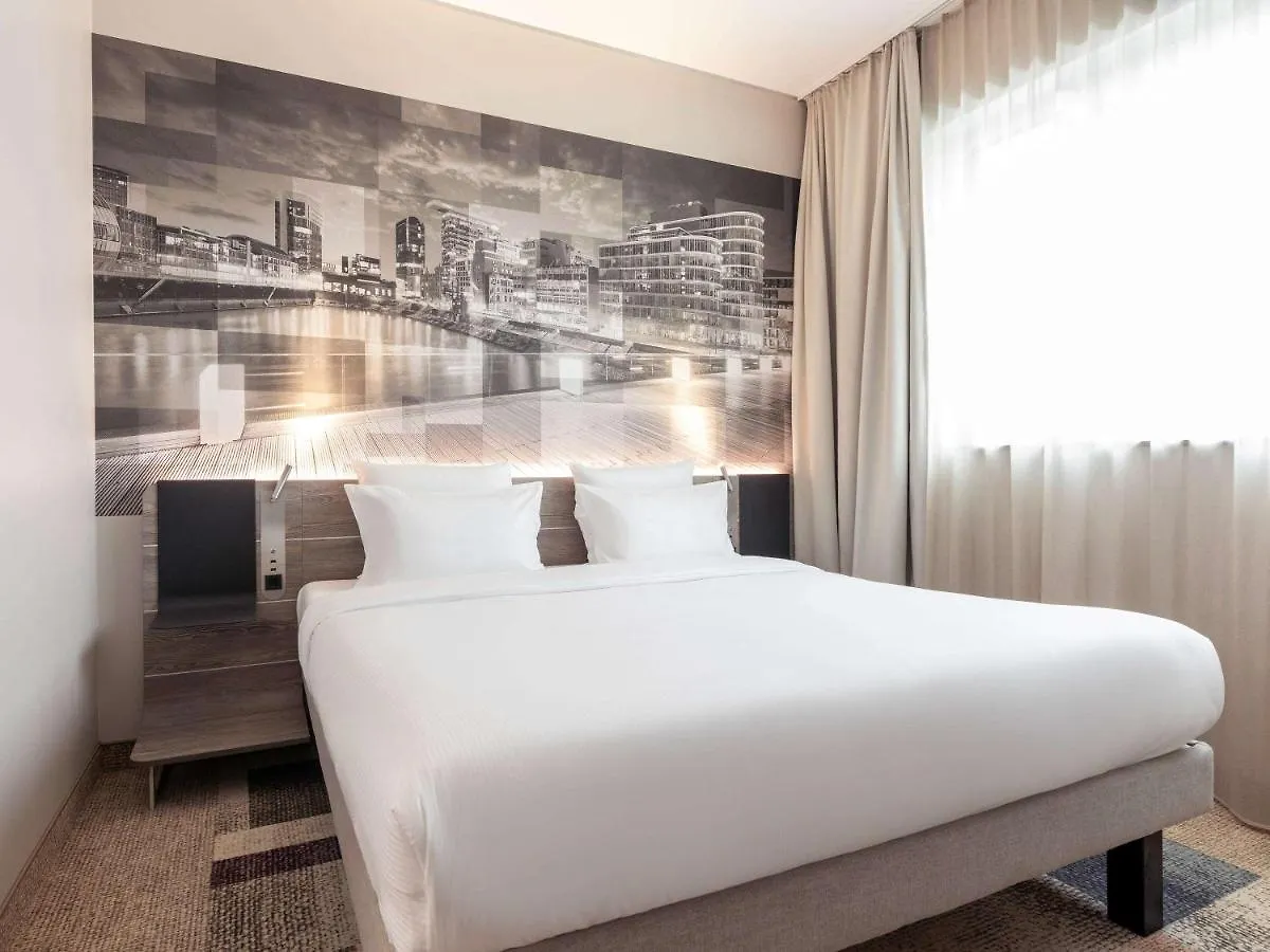 Novotel Duesseldorf Airport Germania